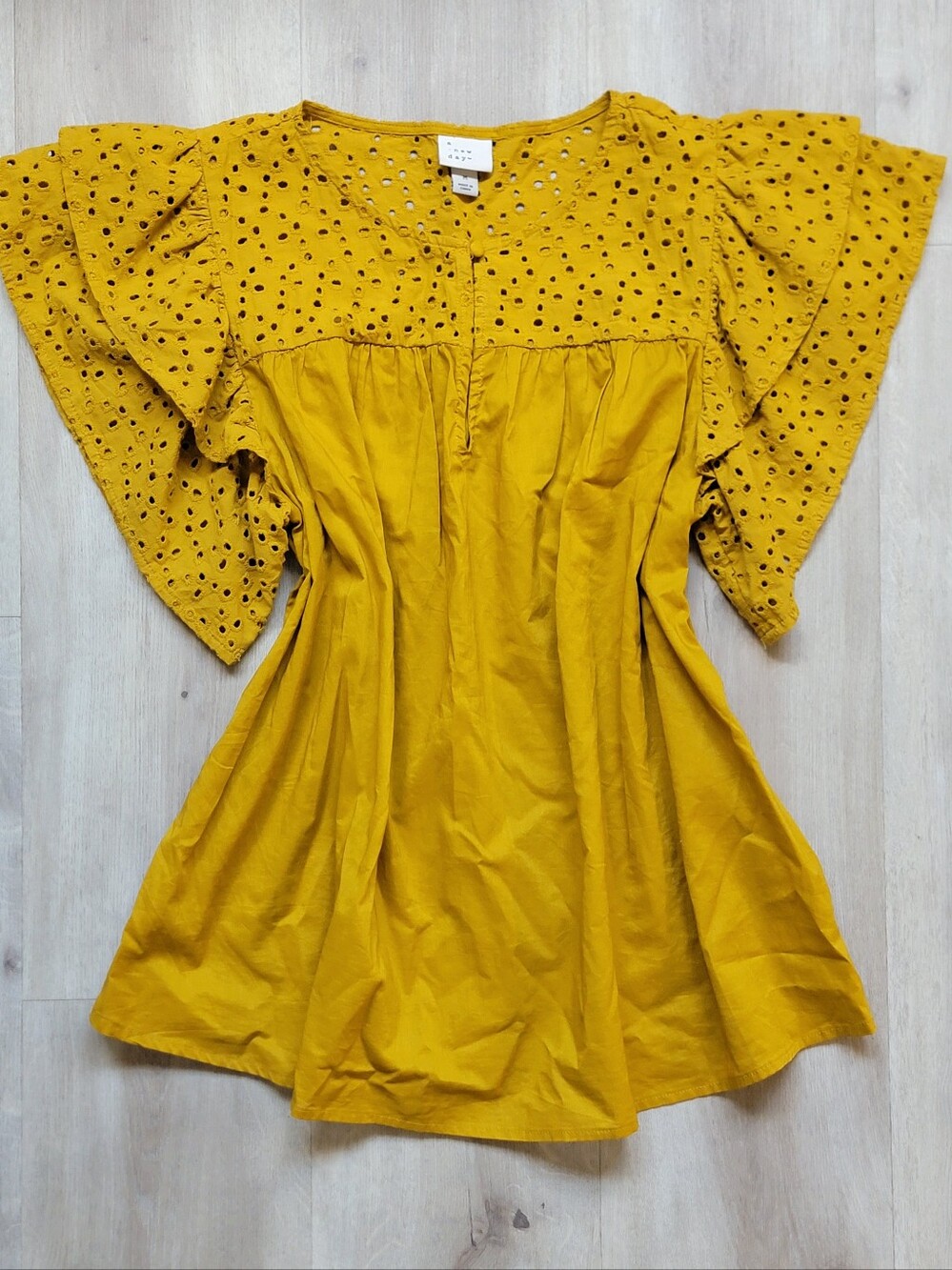 A New Day Boho/ Cottagecore Gold Eyelet Lace Flutter/ Ruffle Blouse